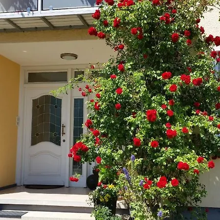 Ferienwohnung Kirsch Санкт-Вендель Экстерьер фото